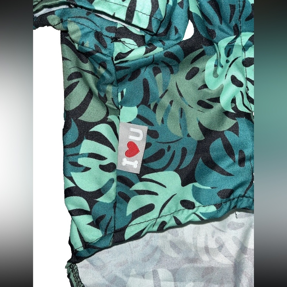 Tropical Leaf Print Dog Shirt with Collar Medium NWOT - Picture 3 of 3